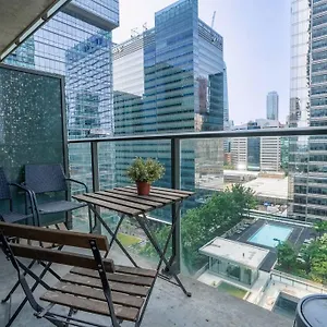https://brand-new-best-location-1br-den-with-amazing-view.hotelstorontoontario.org