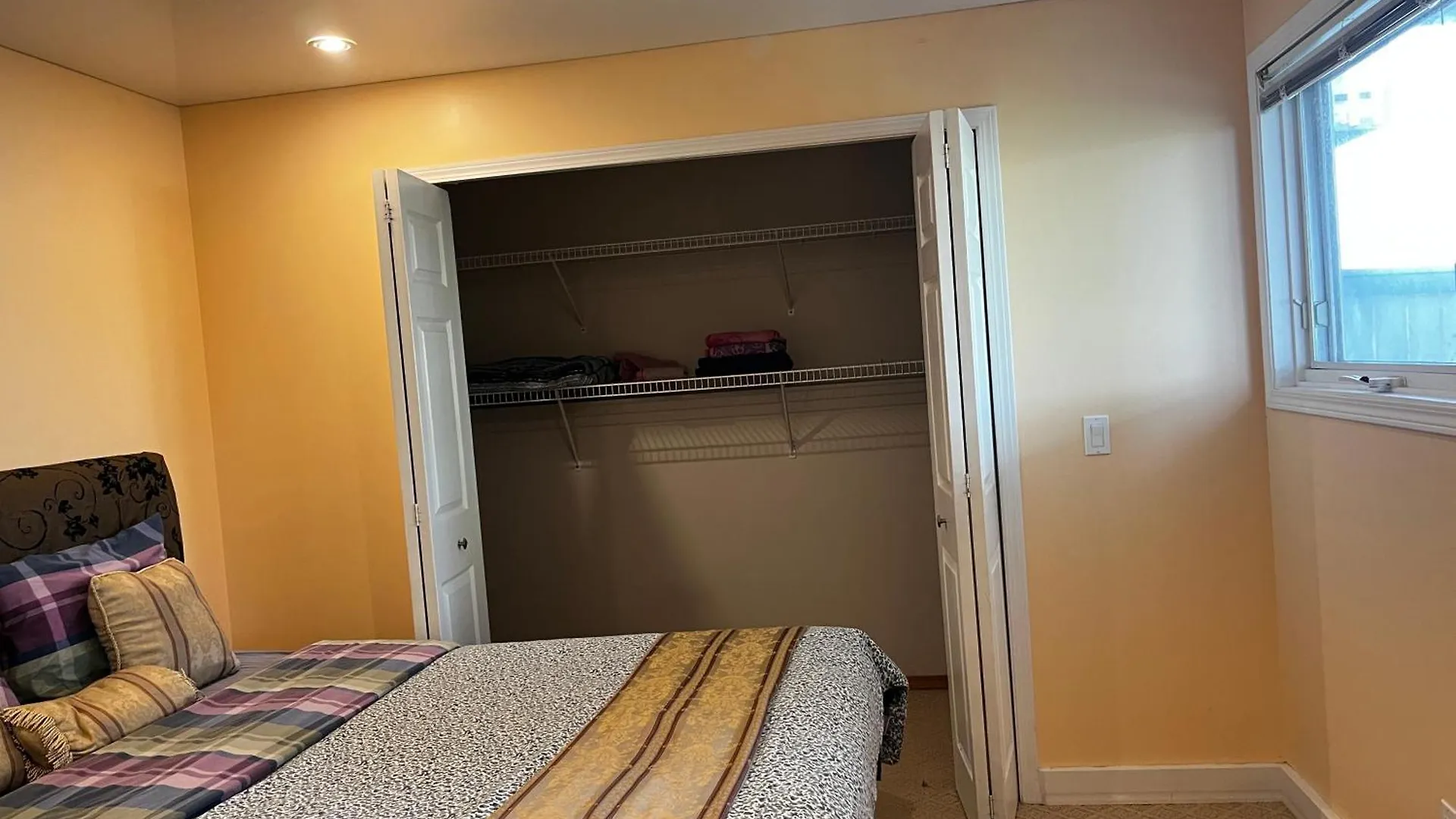 Citadel Hill Cr Community! Apartment Calgary Canada